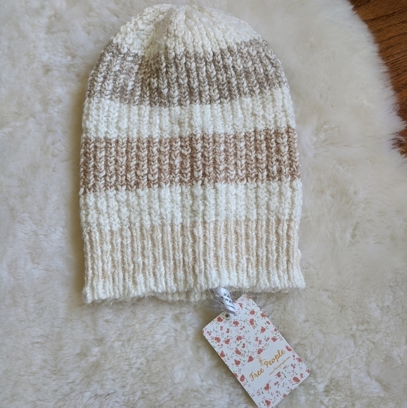 🆕 FREE PEOPLE cozy in stripes beanie hat - Picture 4 of 6